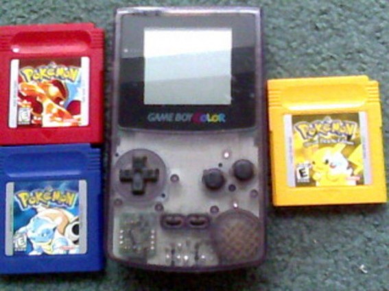 atomic-purple-game-boy-three-pokemons