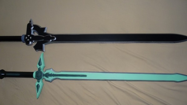 sword-art-online-kirito-swords-cosplay