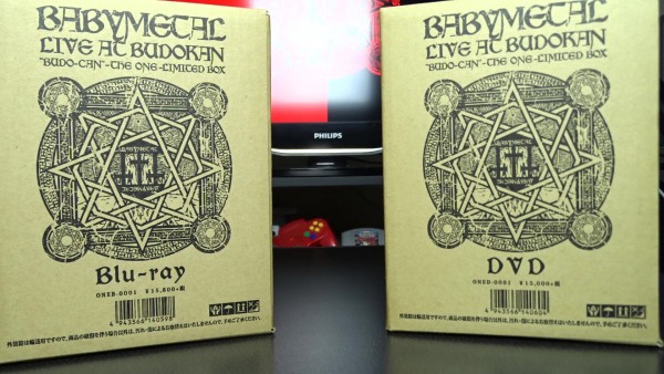 babymetal-live-at-budokan-budo-can-unboxing1