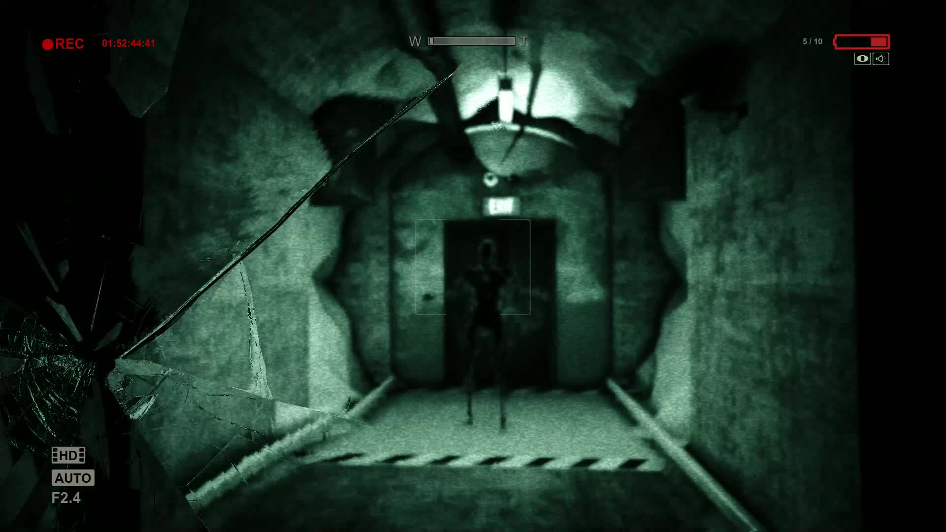 Outlast камера фото 21