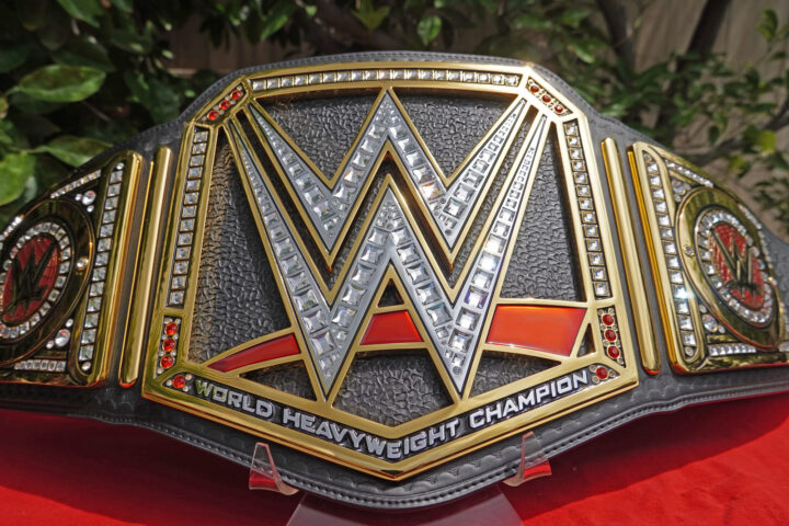 WWE World Heavyweight Championship 2014 Replica Review - WWE Shop ...