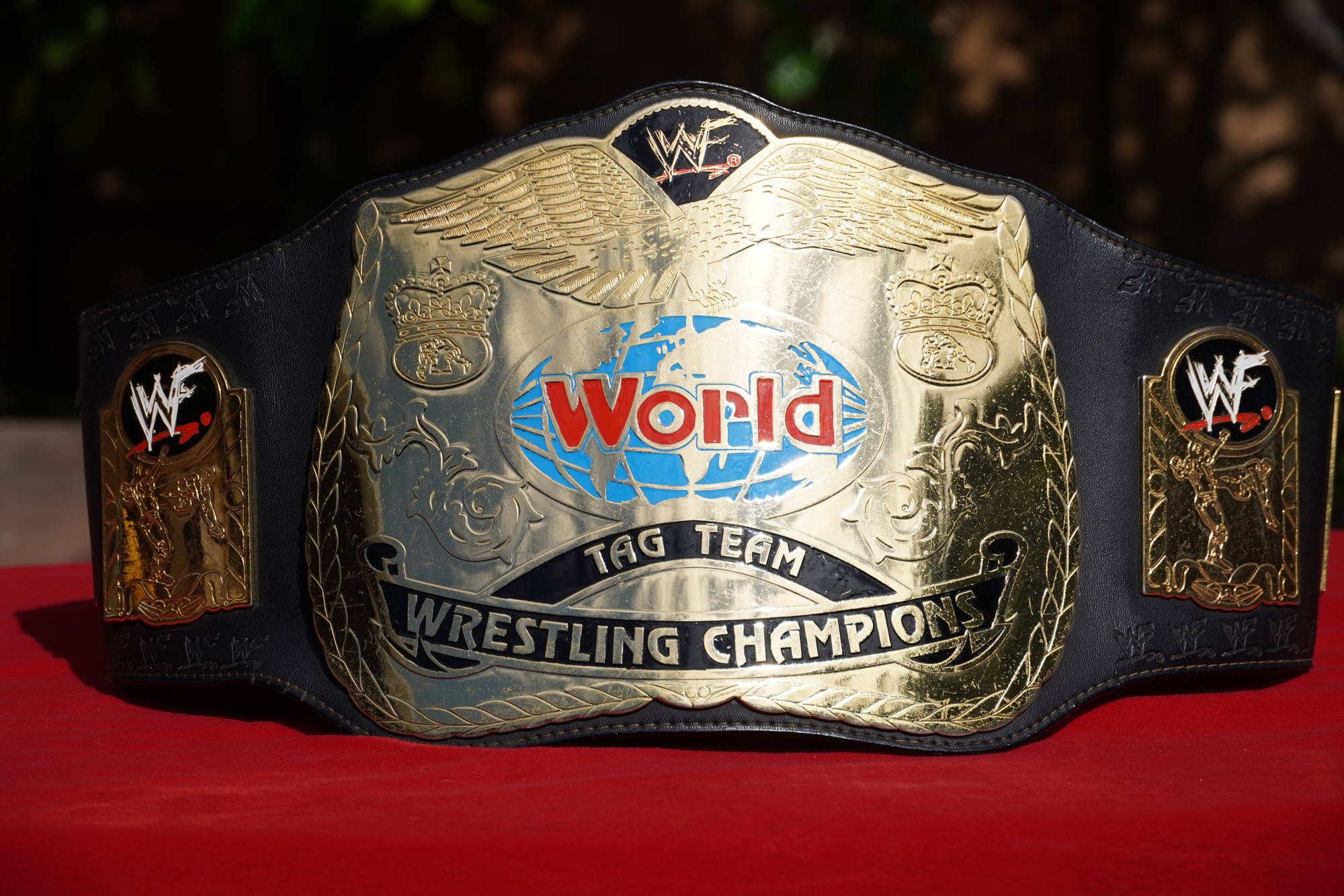 Should WWE bring back to this Tag title design ? | Wrestling Forum
